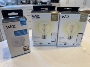 Wiz motion sensor, review, light, edison, bulb, how to, canada