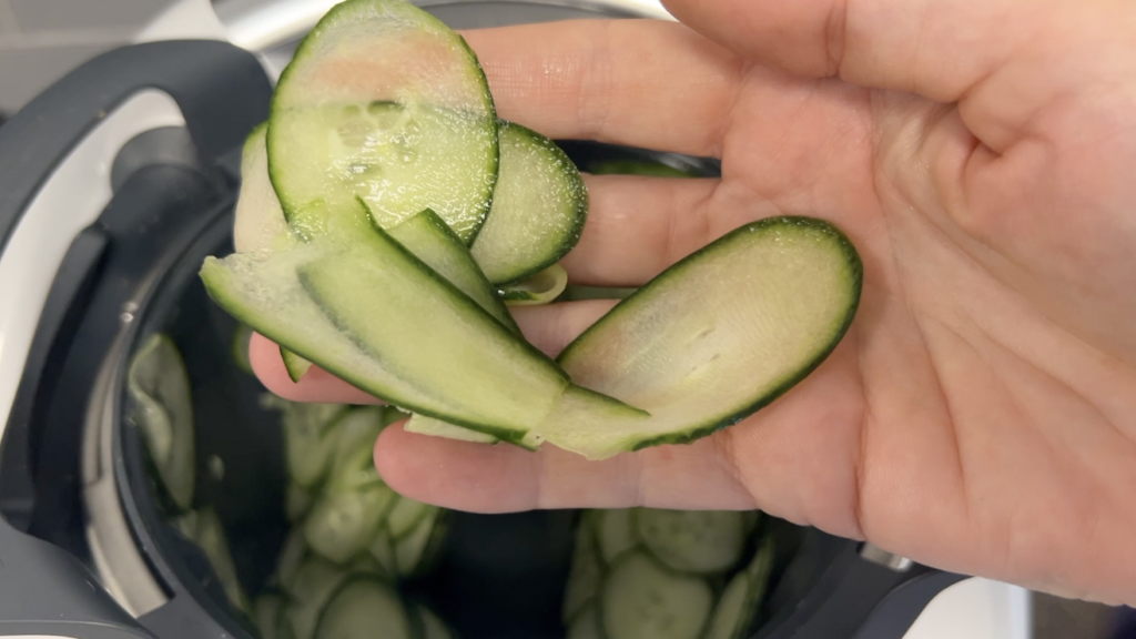 Thermomix cutter slicing cucmbers